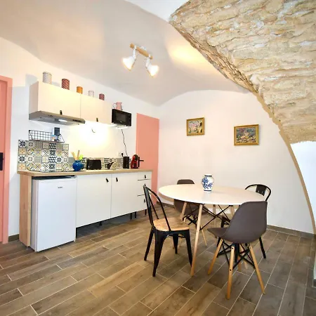 Appartement L'ecrin Du Pont Du Gard - Cosy Renove, Centre *